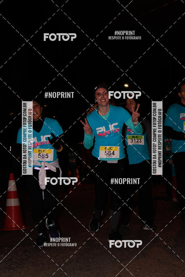 Buy your photos of the eventPUC NIGHT RUN on Fotop