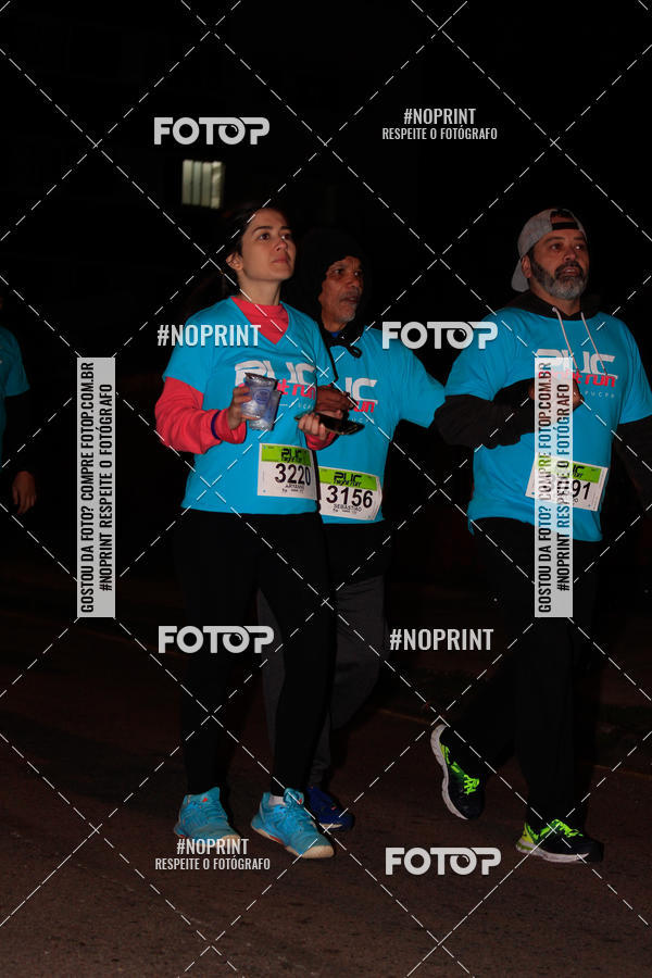 Buy your photos of the eventPUC NIGHT RUN on Fotop