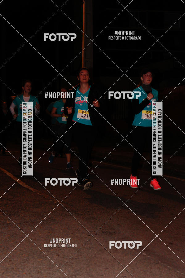 Buy your photos of the eventPUC NIGHT RUN on Fotop