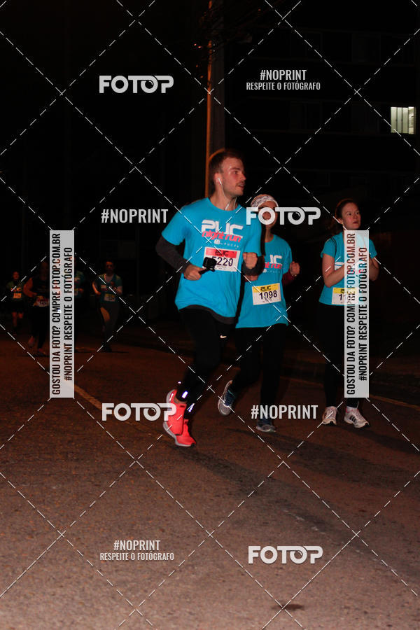 Buy your photos of the eventPUC NIGHT RUN on Fotop