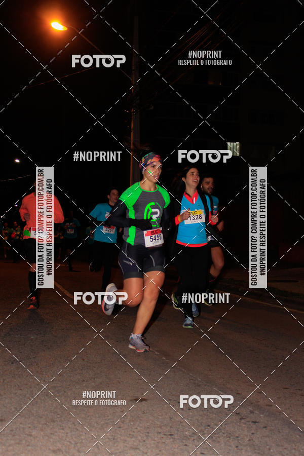 Buy your photos of the eventPUC NIGHT RUN on Fotop