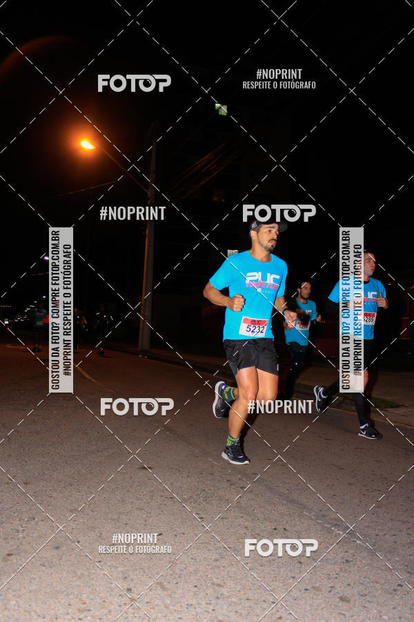 Buy your photos of the eventPUC NIGHT RUN on Fotop