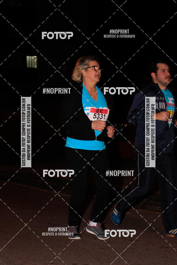 Buy your photos of the eventPUC NIGHT RUN on Fotop