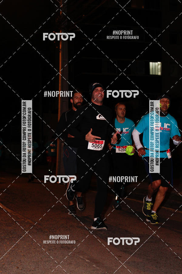 Buy your photos of the eventPUC NIGHT RUN on Fotop