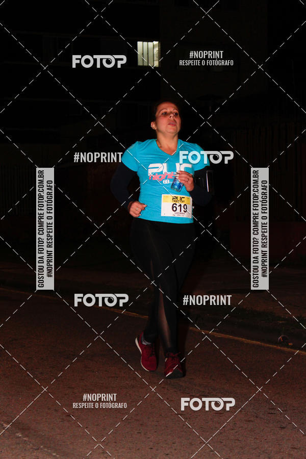Buy your photos of the eventPUC NIGHT RUN on Fotop