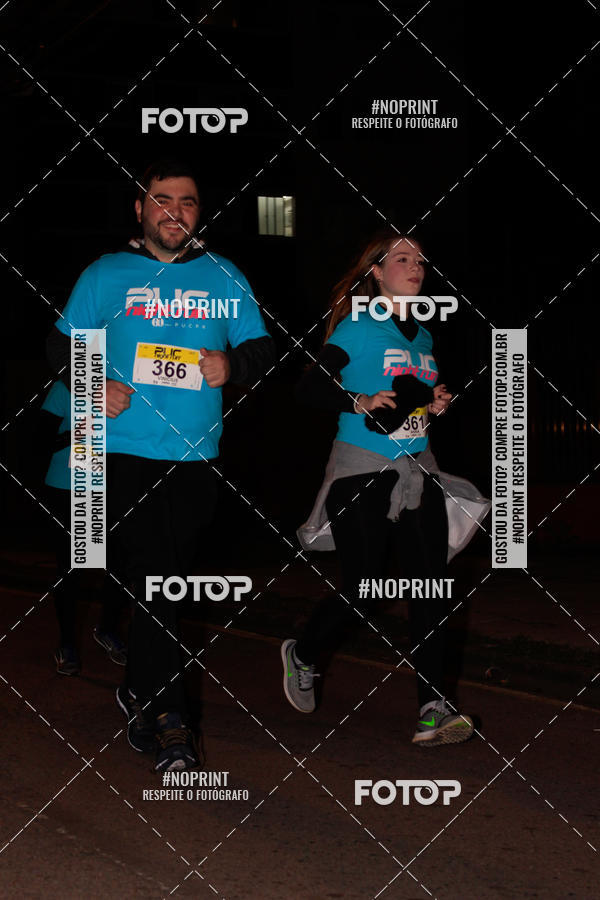 Buy your photos of the eventPUC NIGHT RUN on Fotop