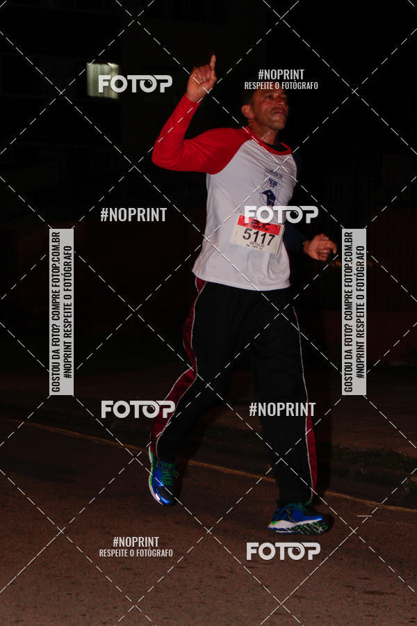 Buy your photos of the eventPUC NIGHT RUN on Fotop