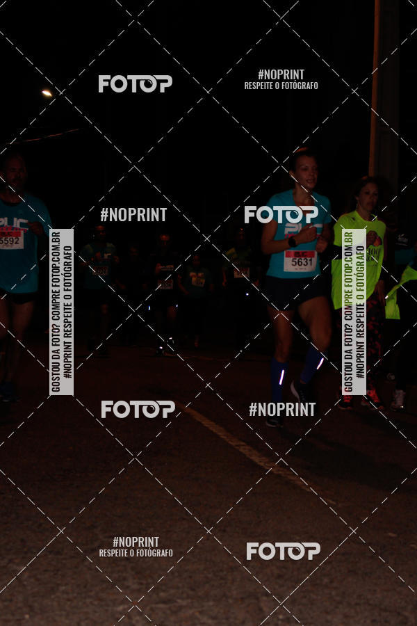 Buy your photos of the eventPUC NIGHT RUN on Fotop