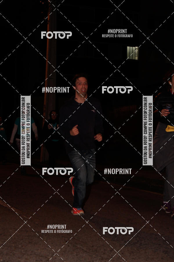Buy your photos of the eventPUC NIGHT RUN on Fotop
