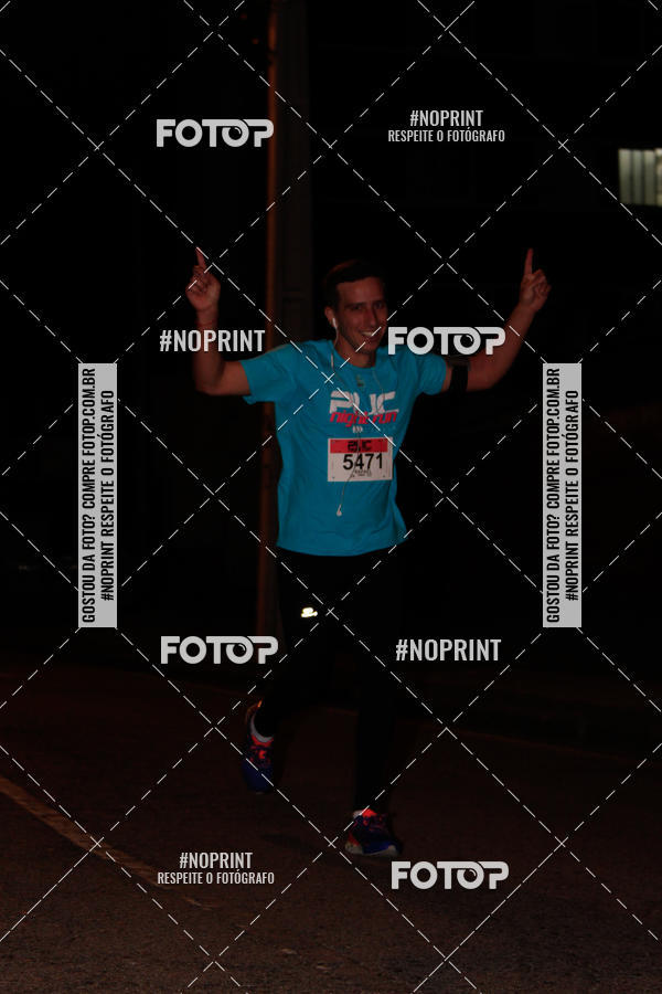Buy your photos of the eventPUC NIGHT RUN on Fotop