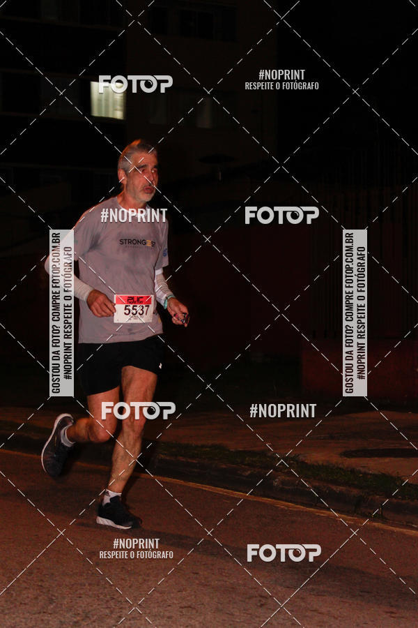 Buy your photos of the eventPUC NIGHT RUN on Fotop