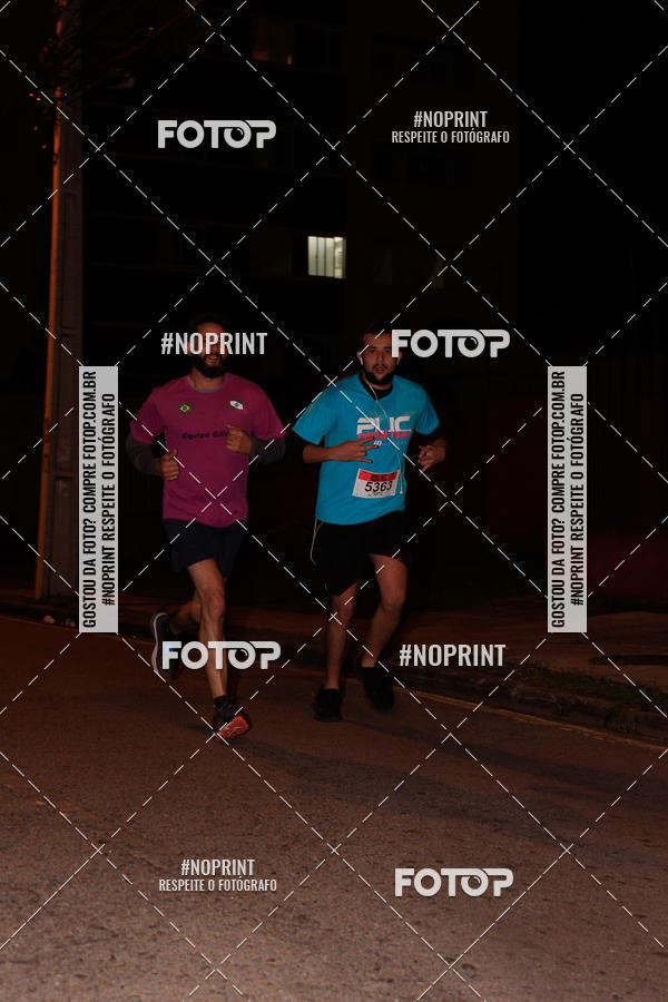 Buy your photos of the eventPUC NIGHT RUN on Fotop