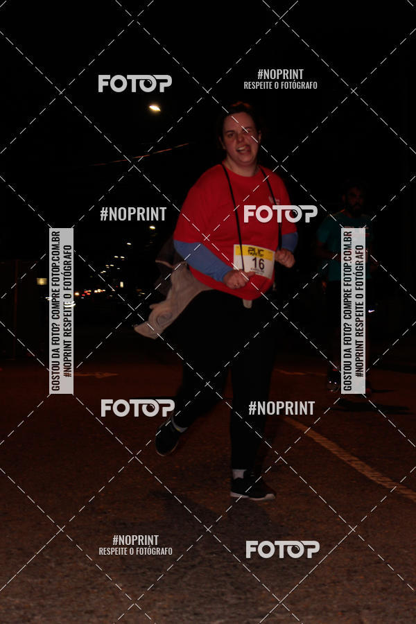 Buy your photos of the eventPUC NIGHT RUN on Fotop