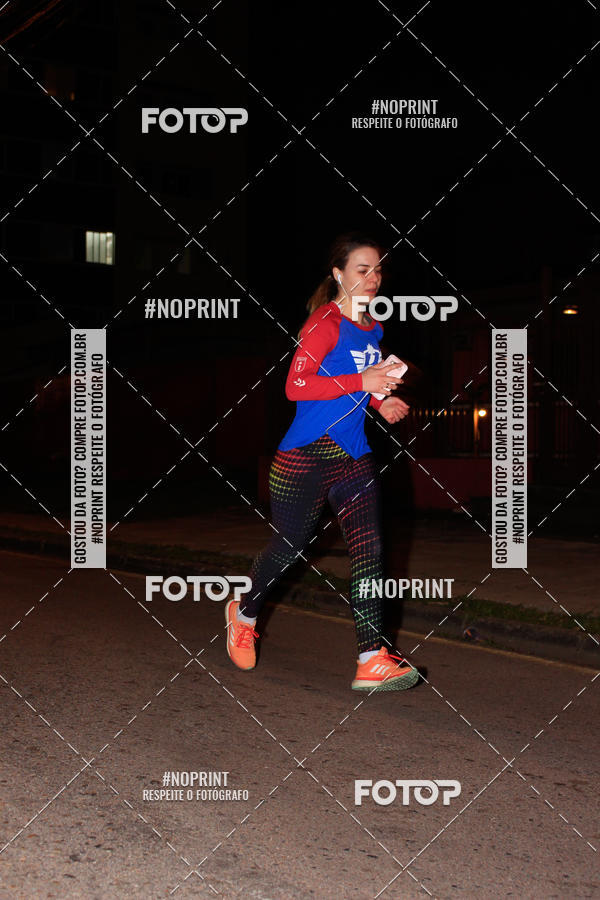 Buy your photos of the eventPUC NIGHT RUN on Fotop
