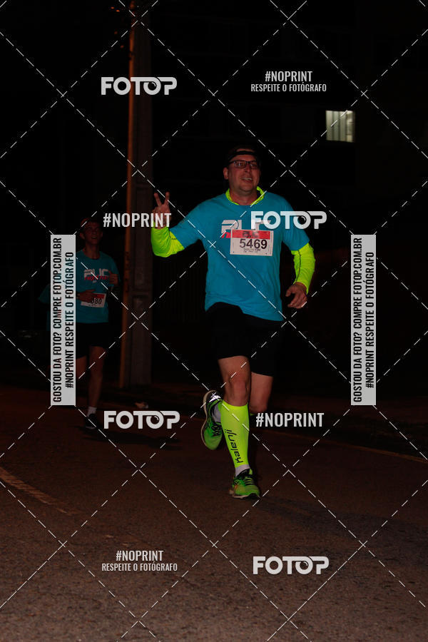 Buy your photos of the eventPUC NIGHT RUN on Fotop