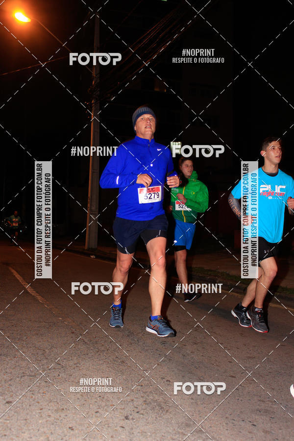 Buy your photos of the eventPUC NIGHT RUN on Fotop