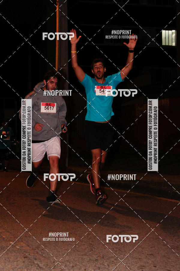 Buy your photos of the eventPUC NIGHT RUN on Fotop