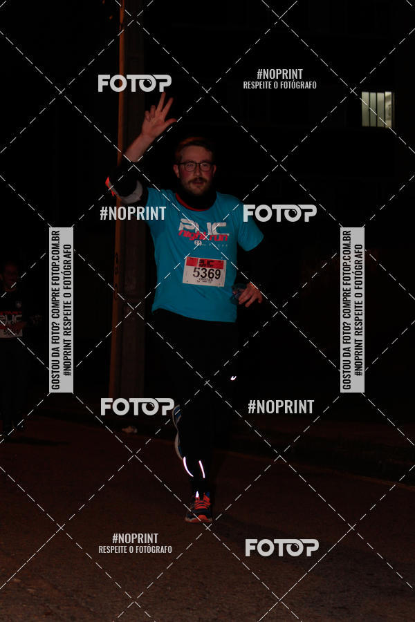 Buy your photos of the eventPUC NIGHT RUN on Fotop