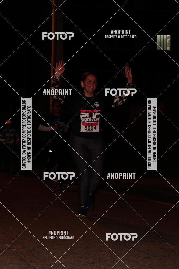 Buy your photos of the eventPUC NIGHT RUN on Fotop