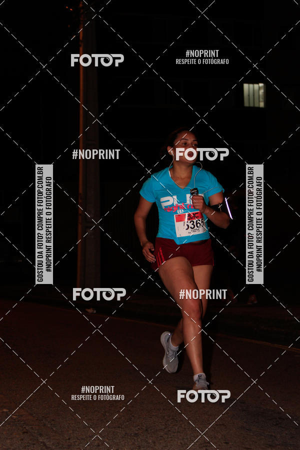 Buy your photos of the eventPUC NIGHT RUN on Fotop