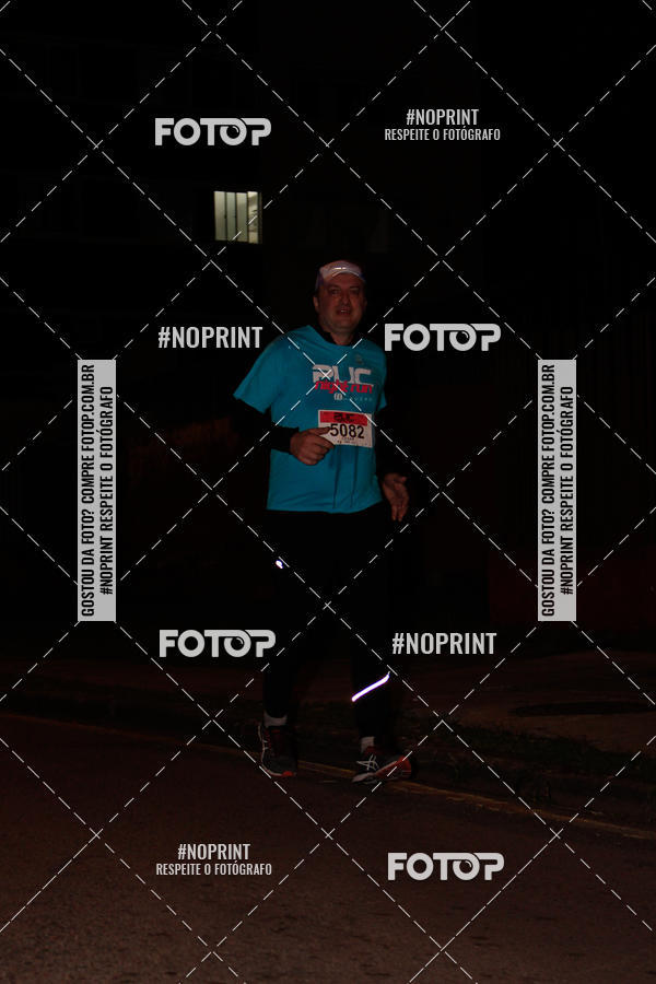 Buy your photos of the eventPUC NIGHT RUN on Fotop