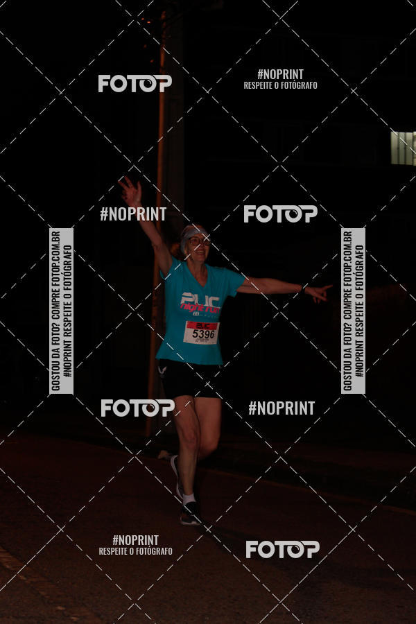 Buy your photos of the eventPUC NIGHT RUN on Fotop