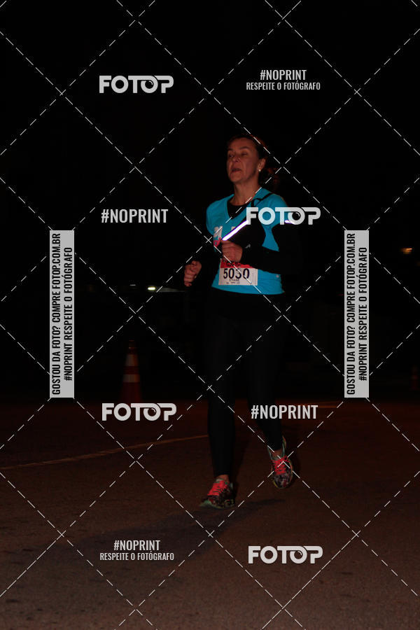 Buy your photos of the eventPUC NIGHT RUN on Fotop