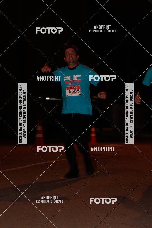 Buy your photos of the eventPUC NIGHT RUN on Fotop