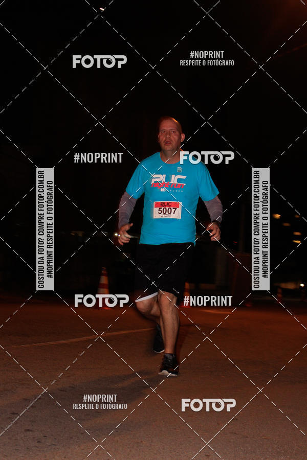 Buy your photos of the eventPUC NIGHT RUN on Fotop
