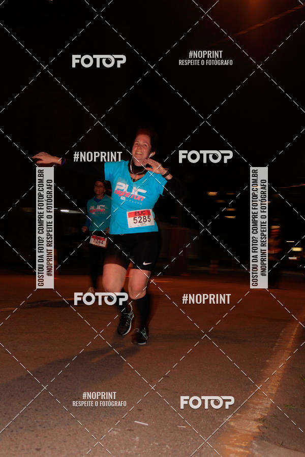 Buy your photos of the eventPUC NIGHT RUN on Fotop