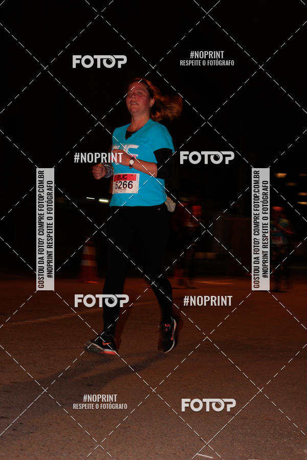Buy your photos of the eventPUC NIGHT RUN on Fotop