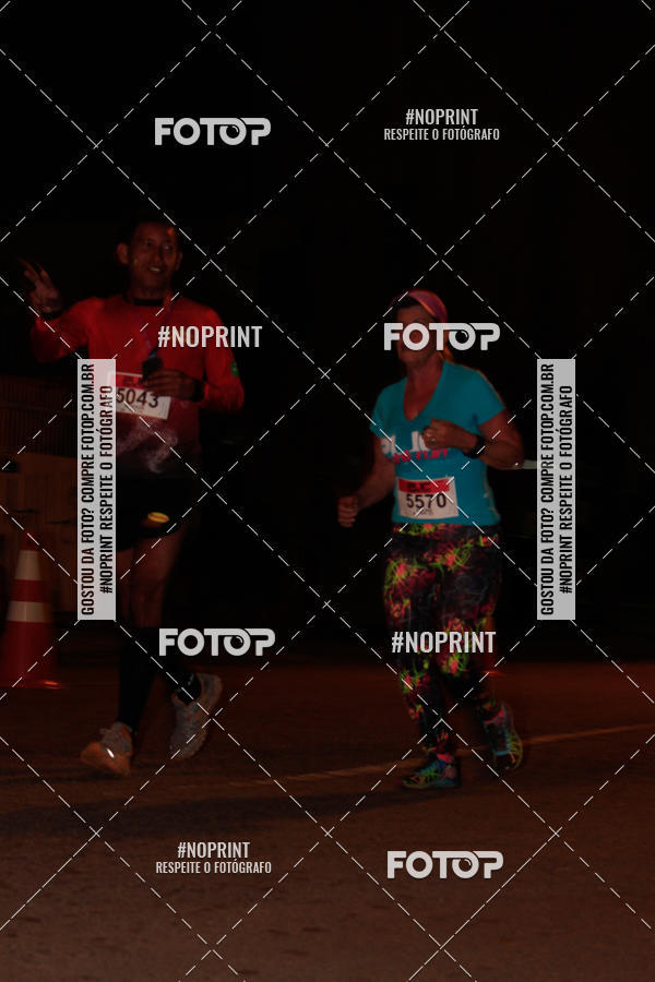 Buy your photos of the eventPUC NIGHT RUN on Fotop