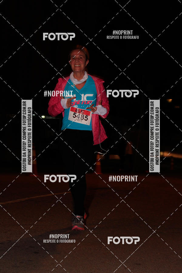Buy your photos of the eventPUC NIGHT RUN on Fotop