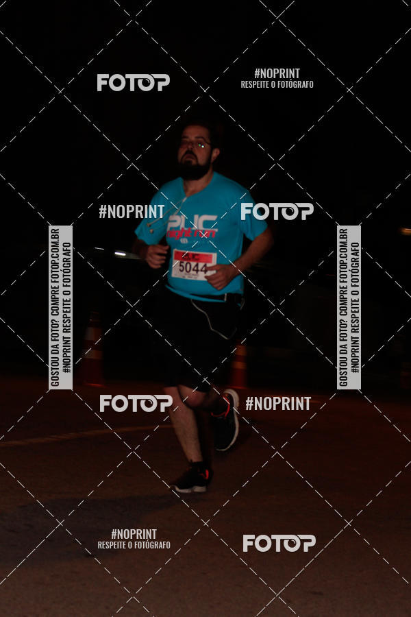 Buy your photos of the eventPUC NIGHT RUN on Fotop