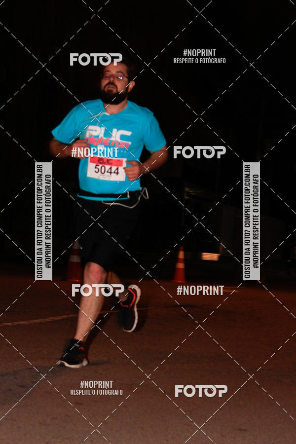 Buy your photos of the eventPUC NIGHT RUN on Fotop