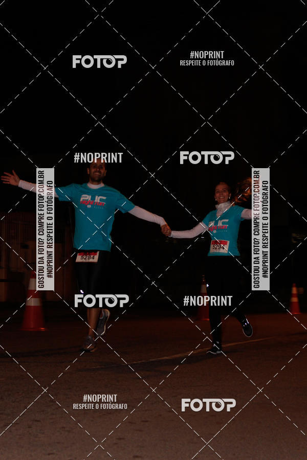 Buy your photos of the eventPUC NIGHT RUN on Fotop