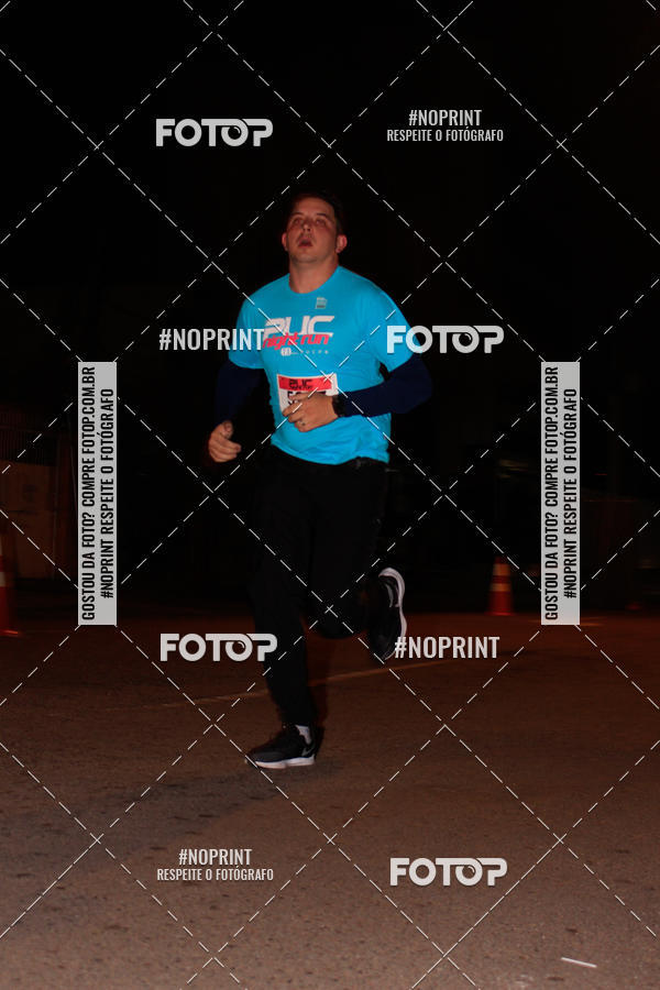 Buy your photos of the eventPUC NIGHT RUN on Fotop