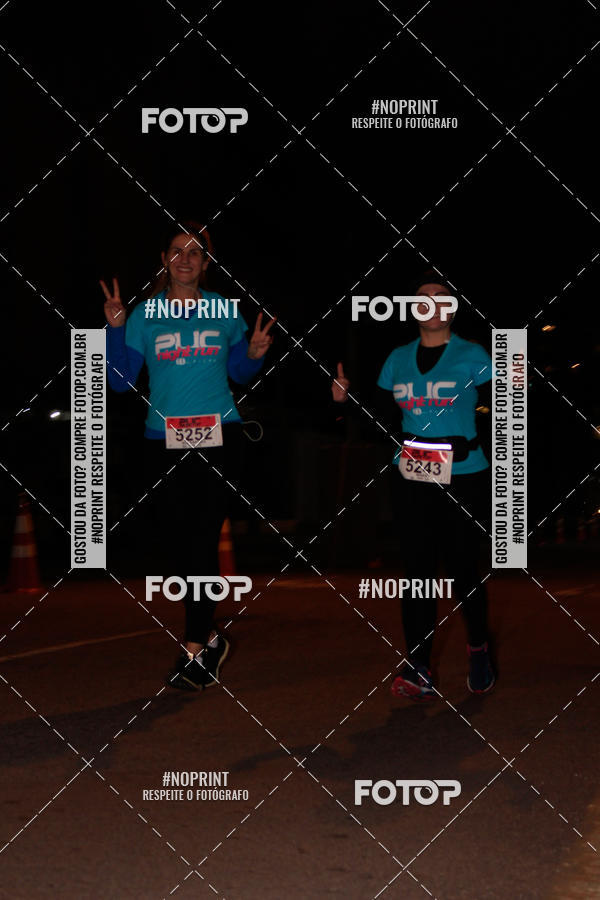 Buy your photos of the eventPUC NIGHT RUN on Fotop