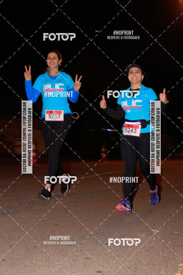 Buy your photos of the eventPUC NIGHT RUN on Fotop