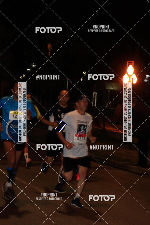 Buy your photos of the eventPUC NIGHT RUN on Fotop