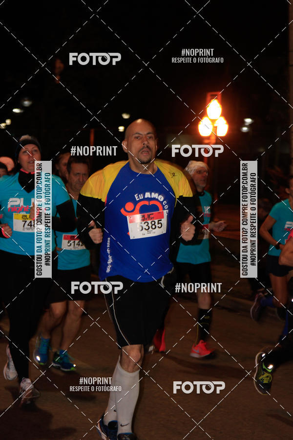 Buy your photos of the eventPUC NIGHT RUN on Fotop
