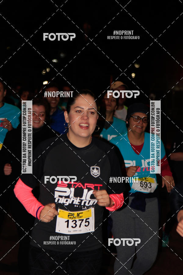 Buy your photos of the eventPUC NIGHT RUN on Fotop