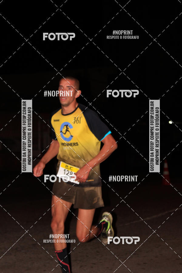 Buy your photos of the eventPUC NIGHT RUN on Fotop