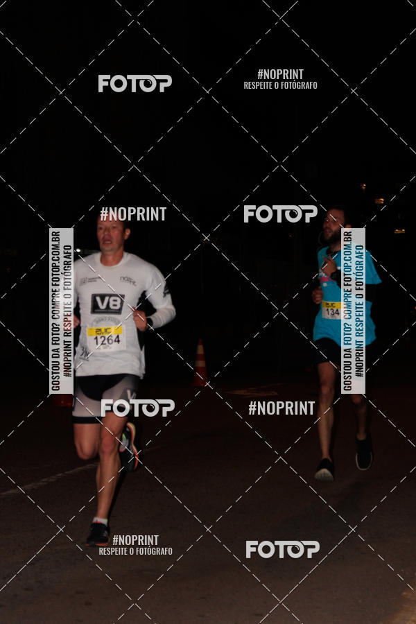 Buy your photos of the eventPUC NIGHT RUN on Fotop