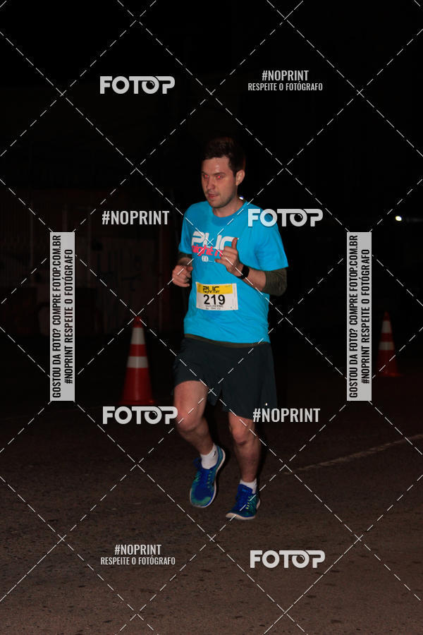 Buy your photos of the eventPUC NIGHT RUN on Fotop