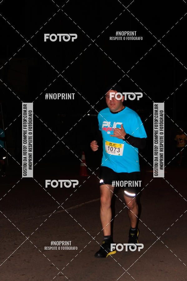 Buy your photos of the eventPUC NIGHT RUN on Fotop