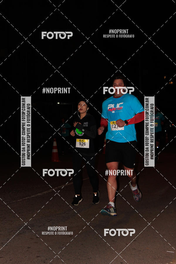 Buy your photos of the eventPUC NIGHT RUN on Fotop