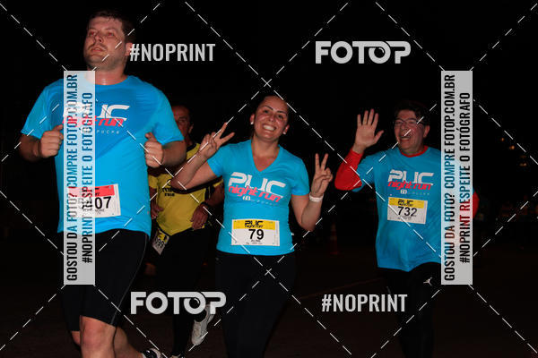 Buy your photos of the eventPUC NIGHT RUN on Fotop