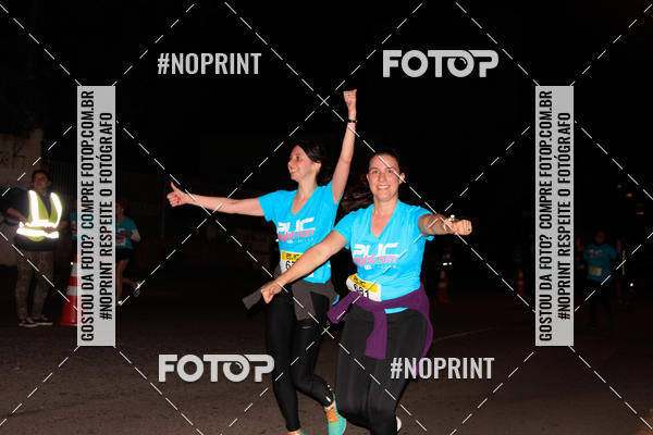 Buy your photos of the eventPUC NIGHT RUN on Fotop