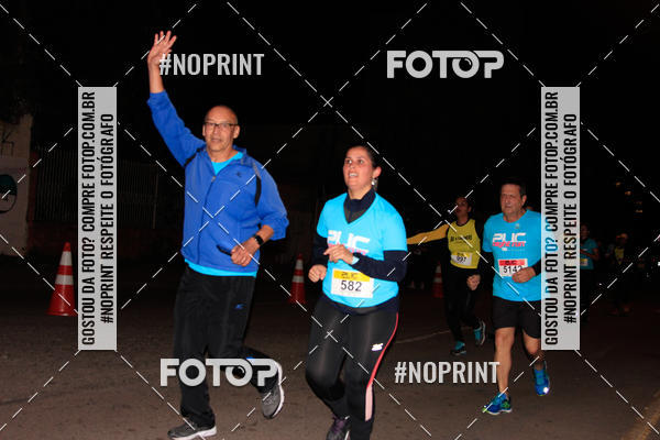 Buy your photos of the eventPUC NIGHT RUN on Fotop